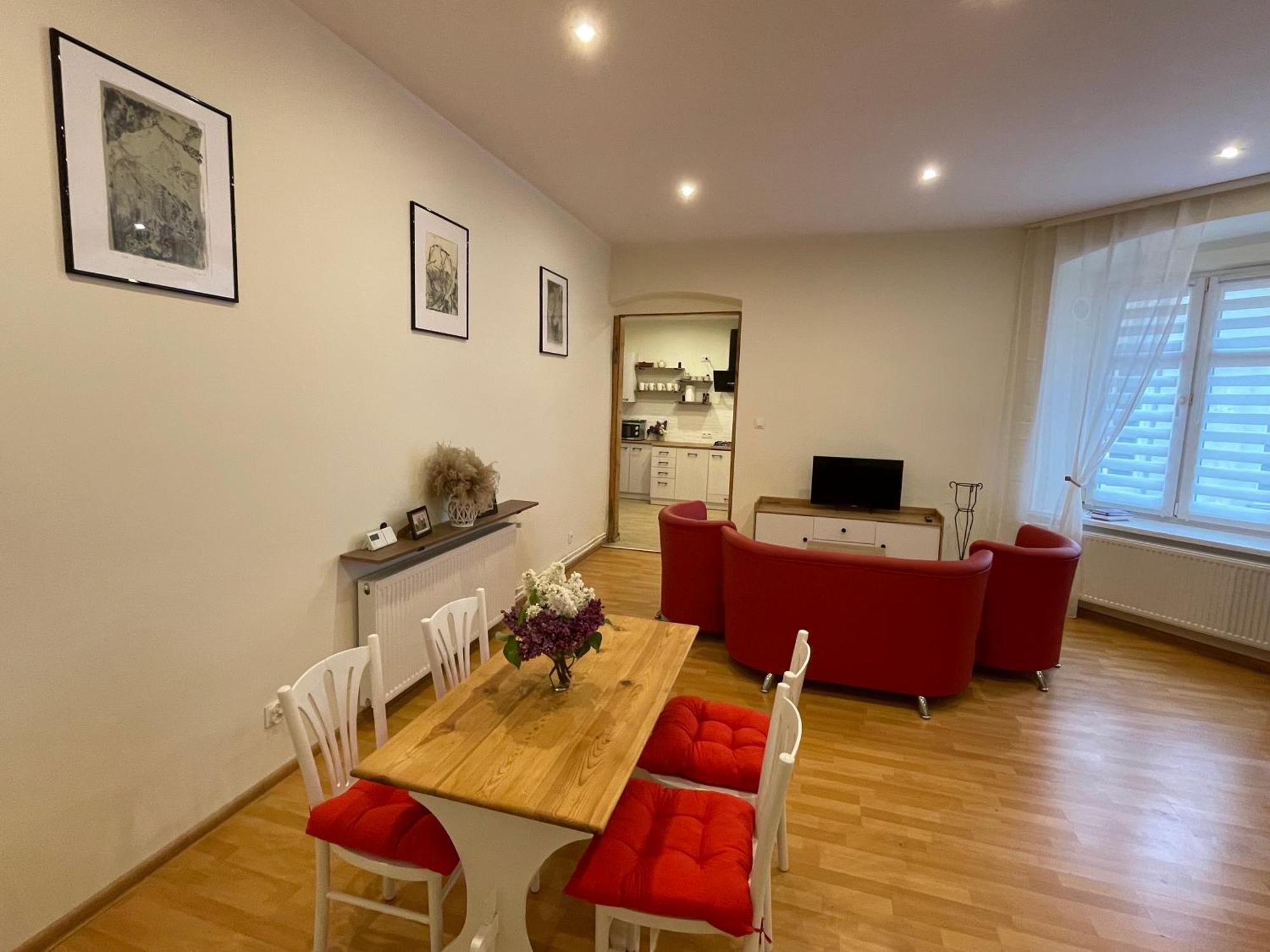 Apartamenty Przy Starym Miescie Częstochowa Exterior foto