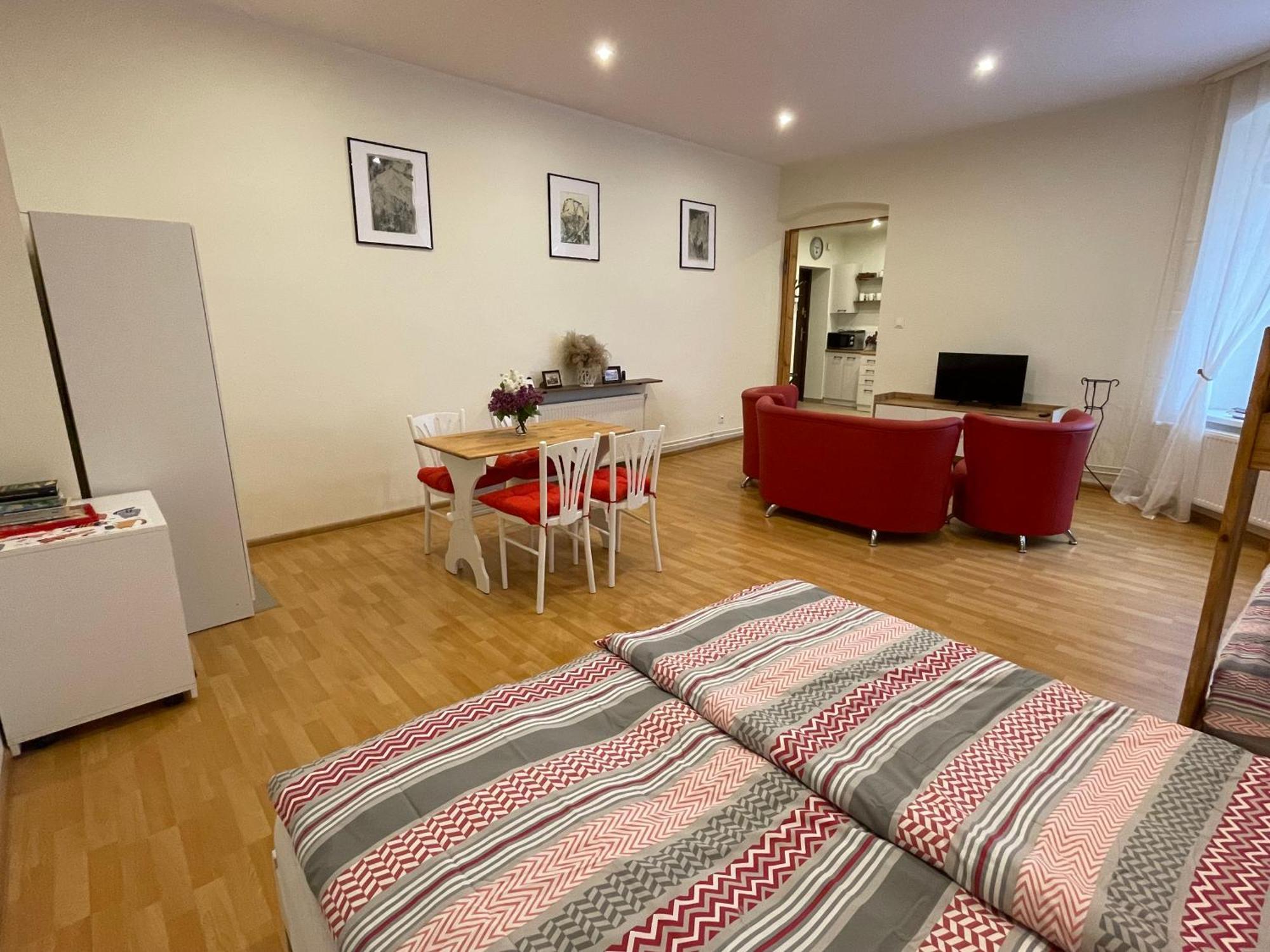 Apartamenty Przy Starym Miescie Częstochowa Exterior foto